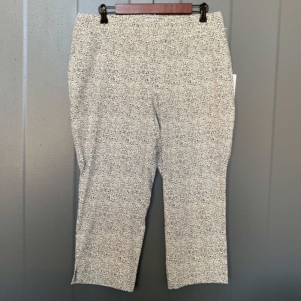 Plus Black/white leopard Capri trouser 14W-22W